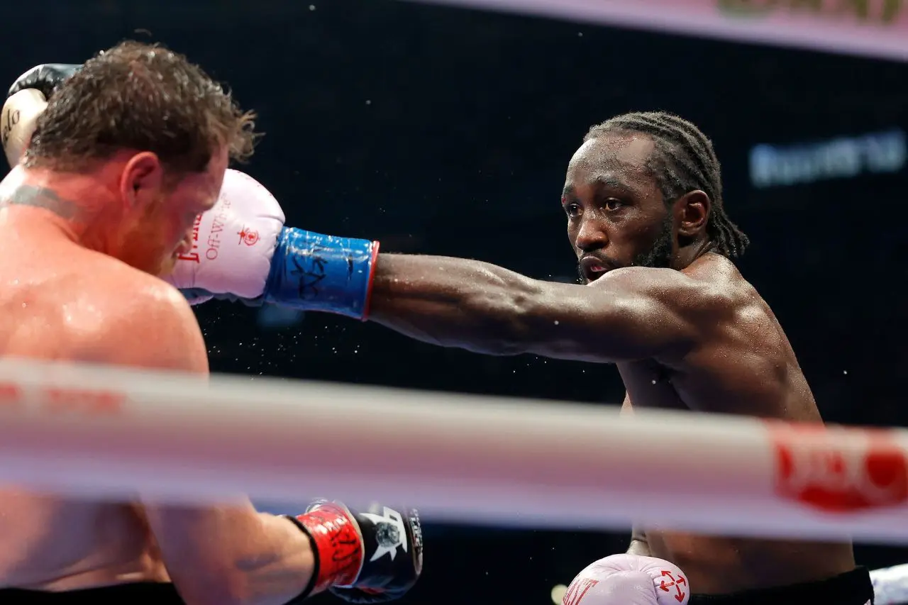 Terence Crawford derrotó por decisión unánime a Canelo Álvarez 