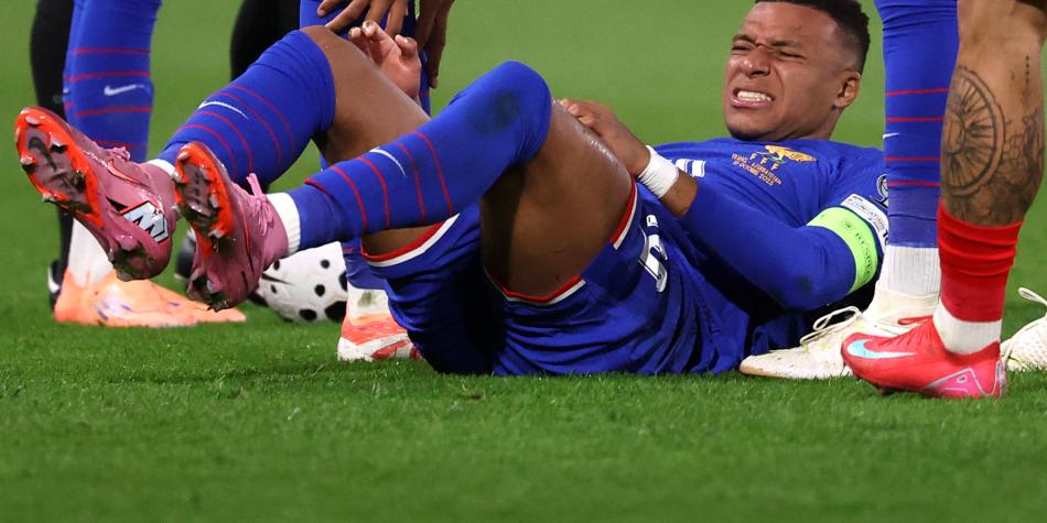 Informan sobre gravedad de la lesión que sufrió Mbappé con Francia