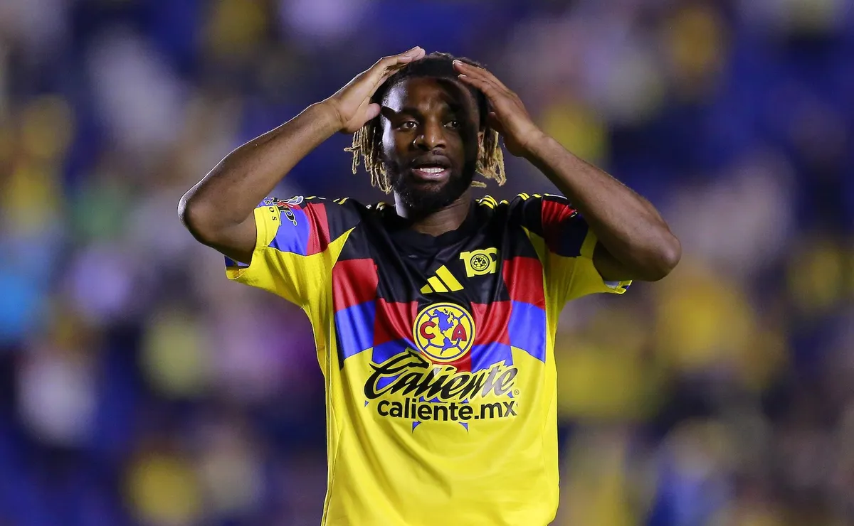 El futbolista Allan-Saint Maximin acusó discriminación racial