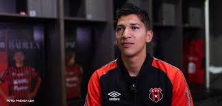 Los jugadores formados en Chivas que lograron destacar en Costa Rica